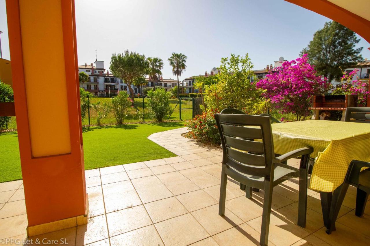 Modern Garden Apartment Ayamonte Buitenkant foto